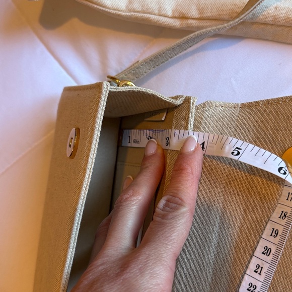 Jacquemus Cream Mini Bag like new π― authentic - Picture 15 of 15